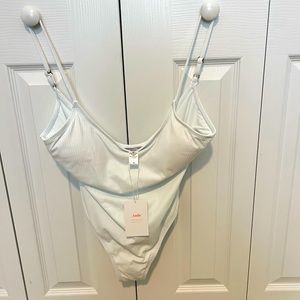 The Laguna One Piece ribbed white